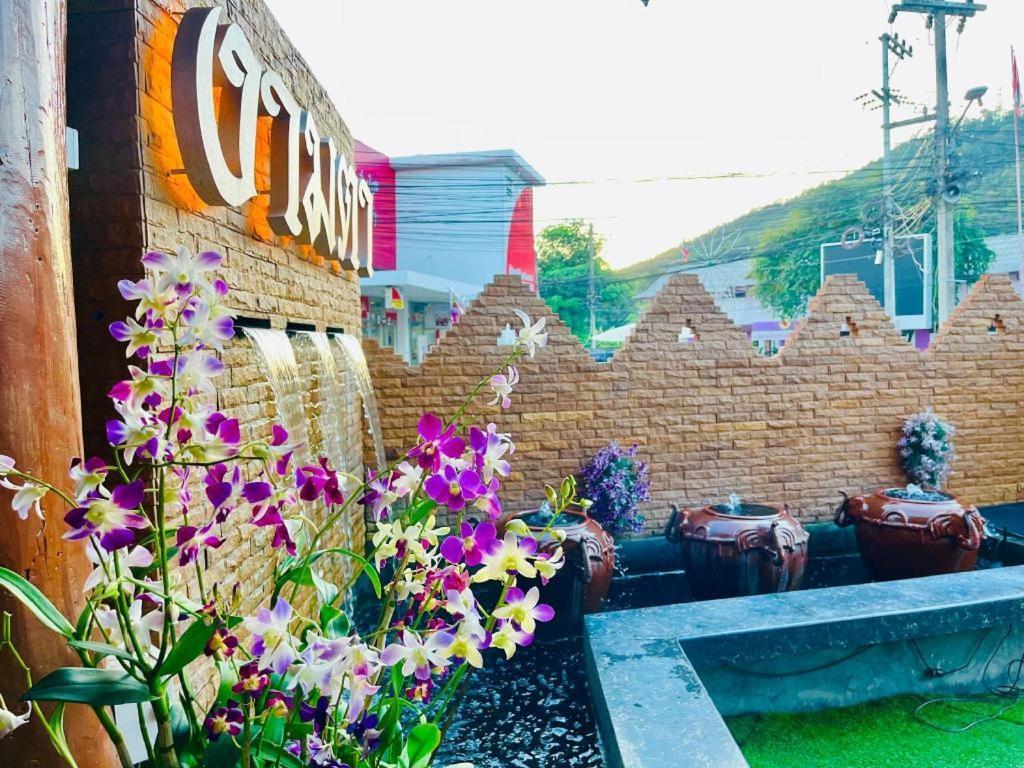 Ngamta Hotel Mae Hong Son Exterior foto